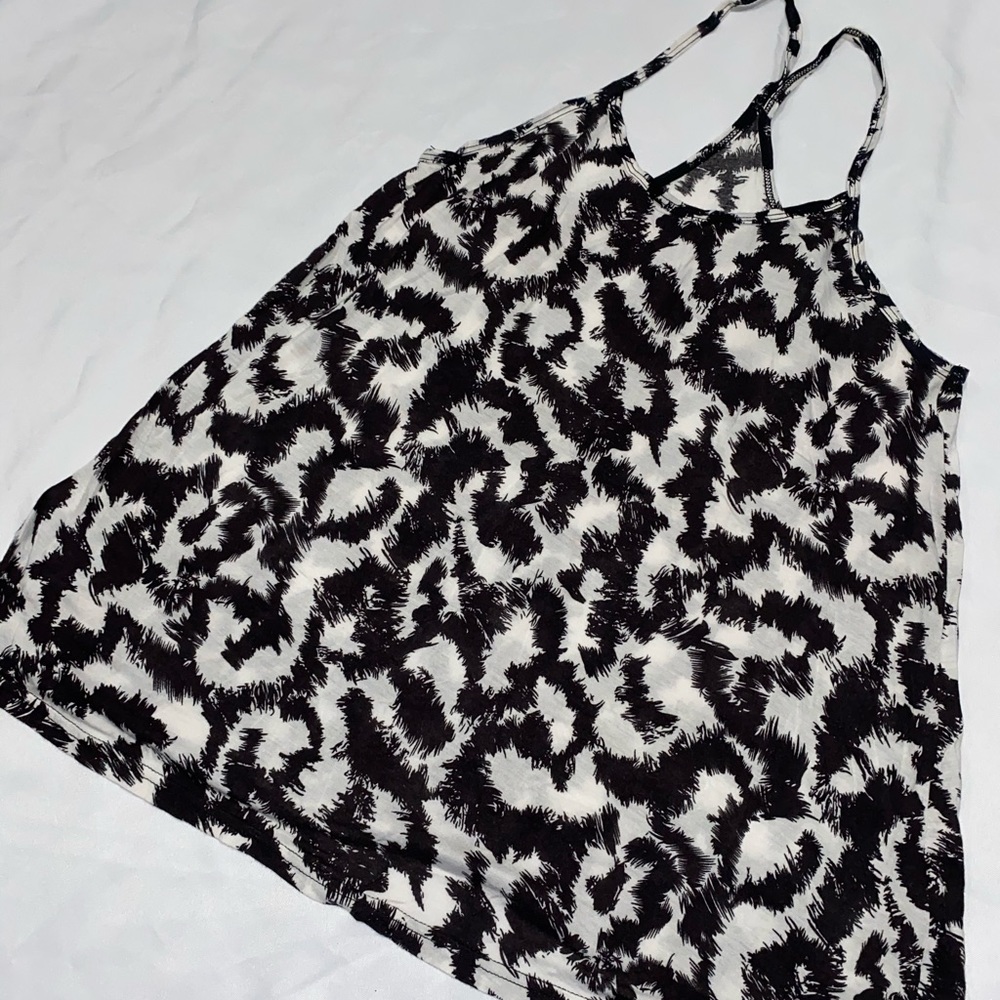 Black and White loose tank